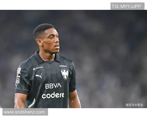 米兰体育报道西蒙斯本赛季英超零进球状态仍在适应中